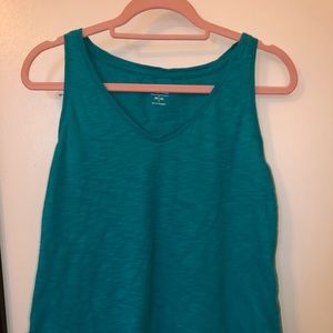 2 Old navy tank tops comfy basic tanks